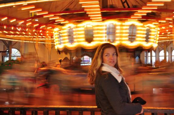 O tradicional carrossel do pier de Santa Monica, em Los Angeles, na Califórnia - EUA